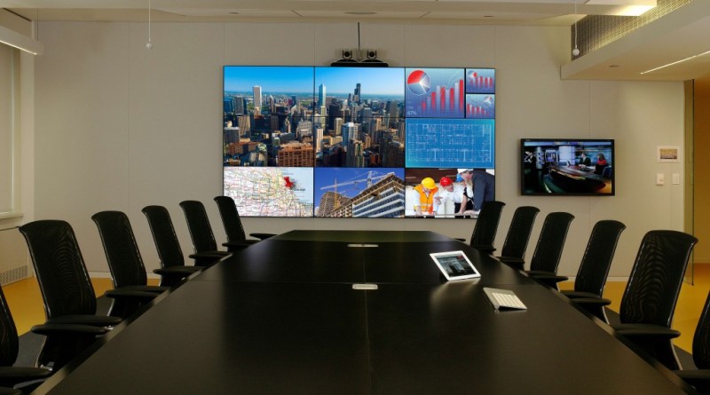 Toplantı Odalarında Teknolojinin Gücü: Verimli ve Prestijli Sunumlar